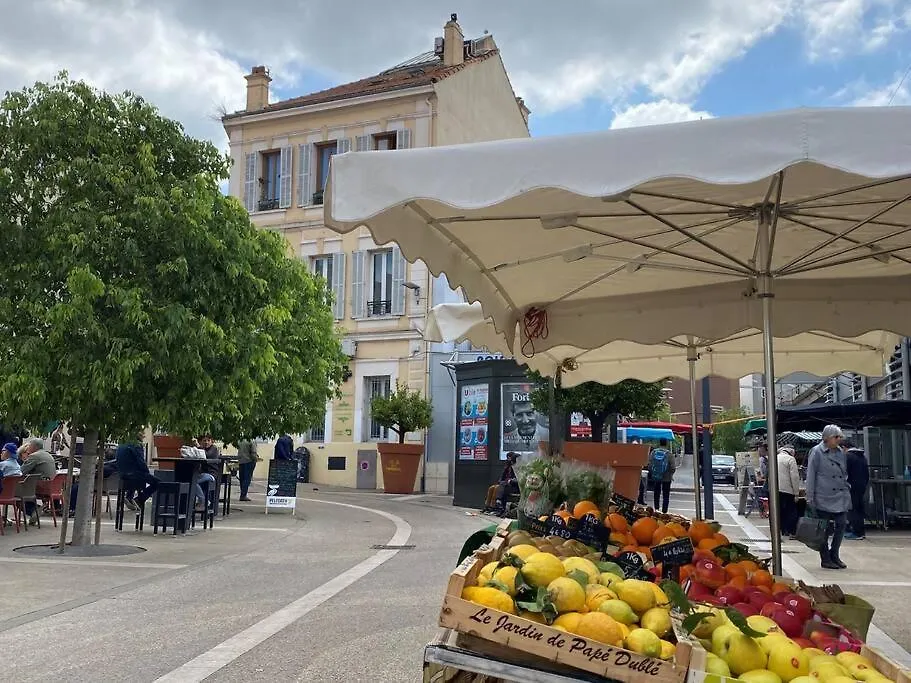St Raphael Centre Calme Clim Mer Commerces A Pieds Saint-Raphaël 0*,  Γαλλία